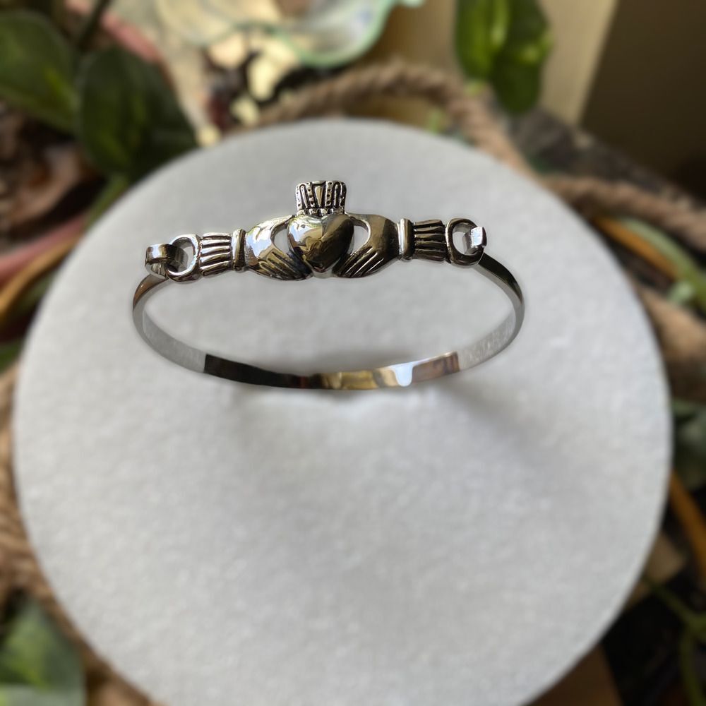 Stainless Steel Claddagh Bracelet-Irish Heart Crown Hands Design